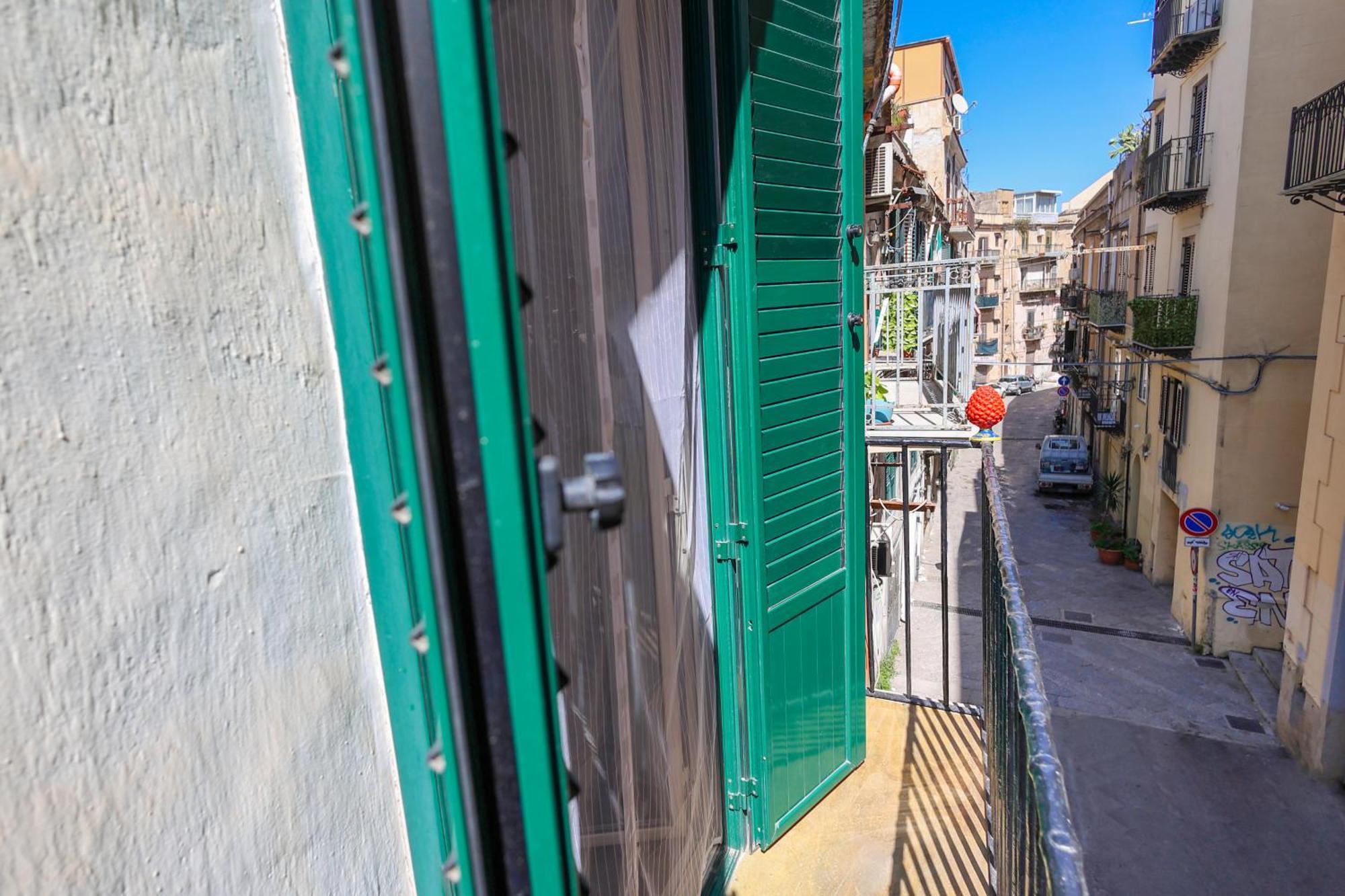 Il Bel Canto Appartamento In Centro Storico Palermo Exterior photo